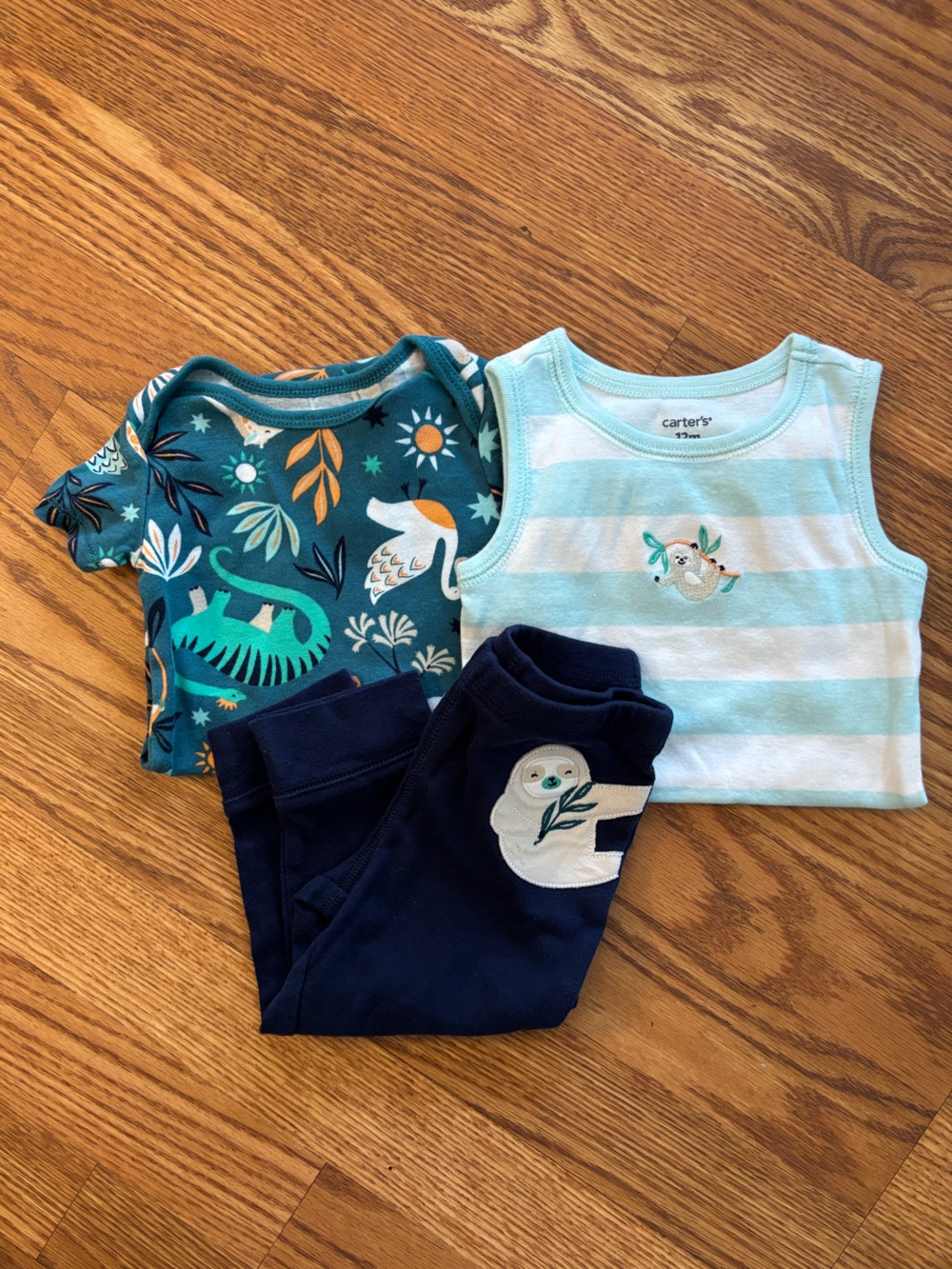 Carter’s 3 Piece Sloth Little Character Set 12M